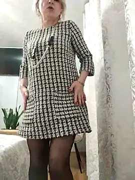 AhlyssaLove1155 online show from February 13, 3:56 pm