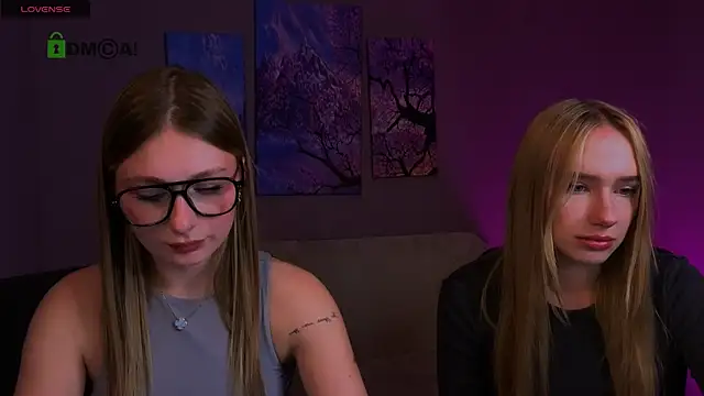 effysosweet online show from December 19, 2:41 pm