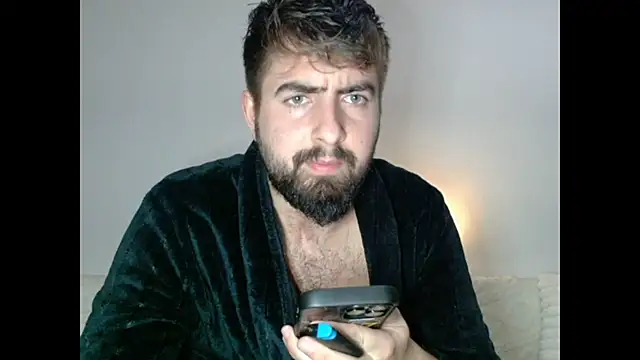 iigabi online show from December 5, 7:34 pm