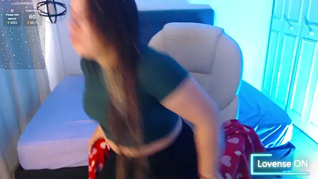 dany bannany online show from March 25, 1:32 pm