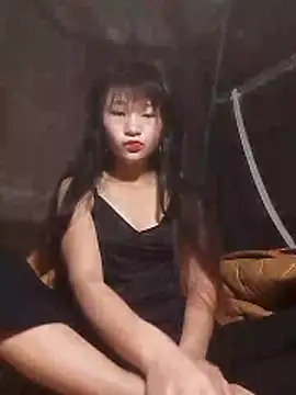 hinata-xx online show from December 18, 3:44 am