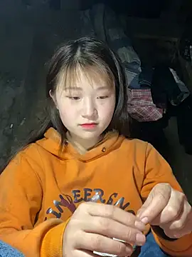 hinata-xx online show from March 13, 1:10 am