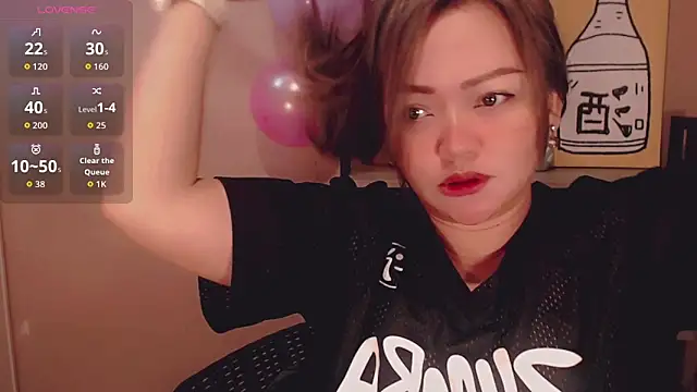 Snapshot of seeyou_2morrow chatting on February 10, 7:13 pm seeyou 2morrow online show from February 10, 7:13 pm