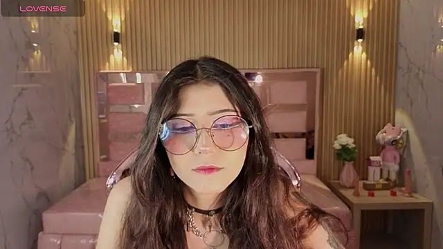 miss devil s online show from April 14, 3:11 am