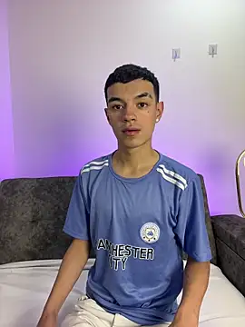 Snapshot of Kris_Storm chatting on December 16, 6:01 pm Kris Storm online show from December 16, 6:01 pm