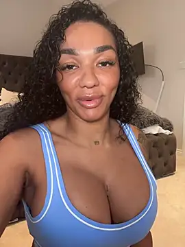 Snapshot of Jessika-Milf chatting on February 11, 10:15 am Jessika-Milf online show from February 11, 10:15 am