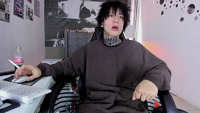 Snapshot of koryu_skull chatting on February 20, 8:33 pm koryu skull online show from February 20, 8:33 pm