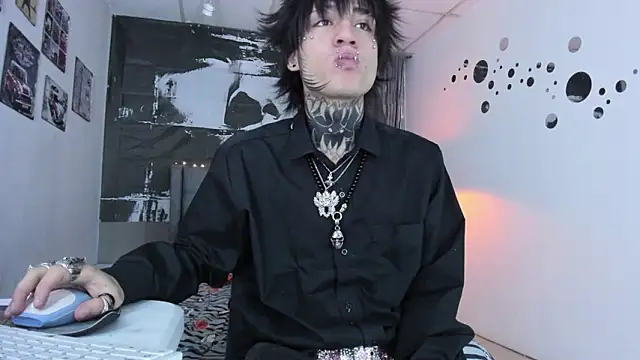 Snapshot of koryu_skull chatting on February 27, 1:17 am koryu skull online show from February 27, 1:17 am