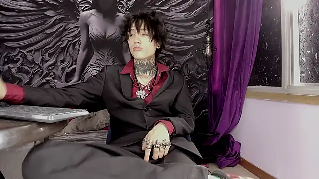 Snapshot of koryu_skull chatting on March 17, 9:29 pm koryu skull online show from March 17, 9:29 pm