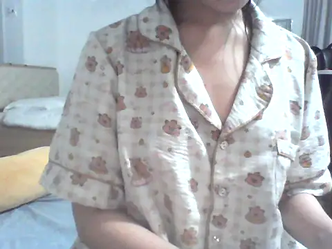 Snapshot of KellyCin chatting on December 17, 5:29 pm KellyCin online show from December 17, 5:29 pm