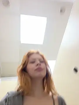  Little Ginger online show from June 2, 4:01 am