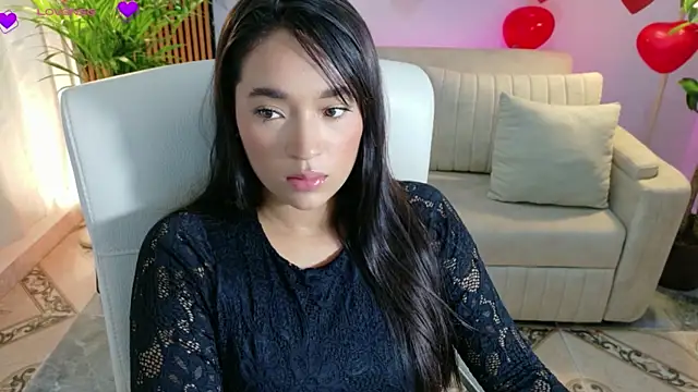 IAM  ZARA online show from February 11, 8:31 pm