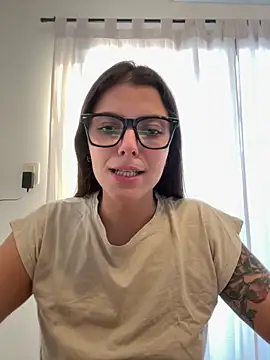 lililovexx online show from March 19, 9:37 pm