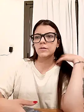 lililovexx online show from February 2, 1:15 am