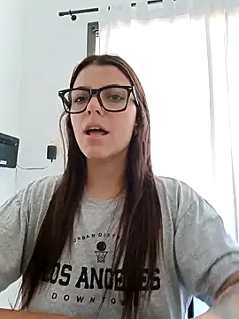 lililovexx online show from February 17, 1:30 pm