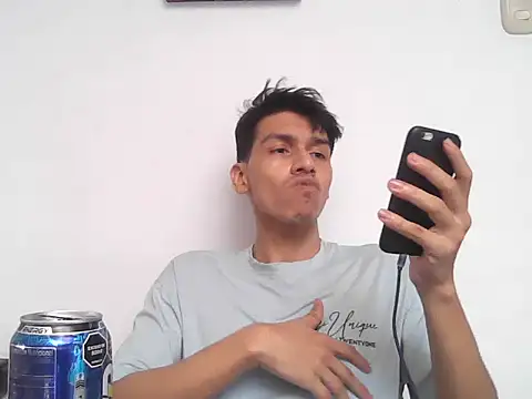 Patrick3 5556 online show from December 15, 8:47 pm