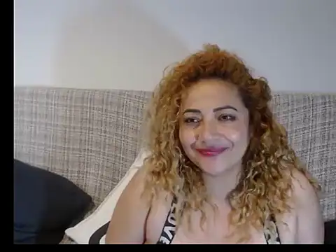 mariajosebarrazaa online show from January 12, 11:20 pm