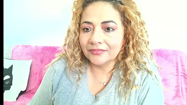 mariajosebarrazaa online show from February 12, 3:23 pm