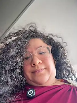 Snapshot of VanesssaMilf_ chatting on June 18, 1:59 am VanesssaMilf online show from June 18, 1:59 am