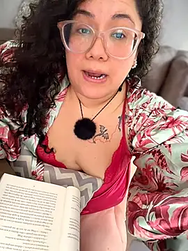 VanesssaMilf  online show from May 19, 3:08 pm