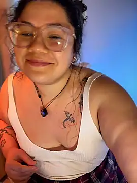 VanesssaMilf  online show from May 9, 8:07 am