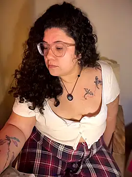 VanesssaMilf  online show from February 24, 5:08 am