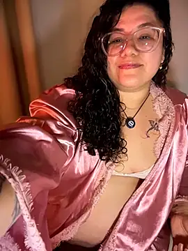 VanesssaMilf  online show from March 24, 12:43 am