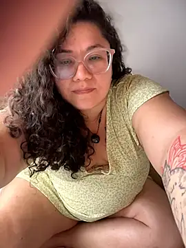 VanesssaMilf  online show from March 25, 3:33 pm