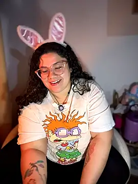 VanesssaMilf  online show from April 4, 6:42 am