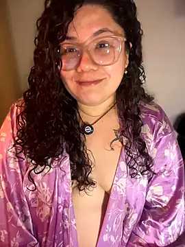 VanesssaMilf  online show from March 17, 2:14 am