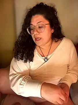 VanesssaMilf  online show from February 6, 11:45 pm