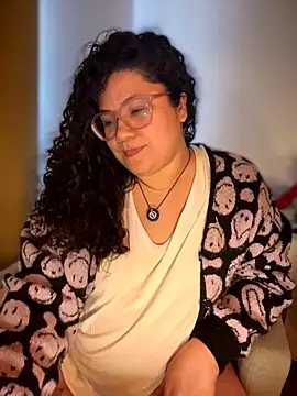 VanesssaMilf  online show from February 7, 1:41 pm