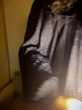 VanesssaMilf  online show from March 3, 1:12 am