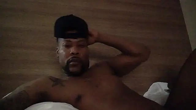 cosmiccloudpig online show from January 18, 9:02 am