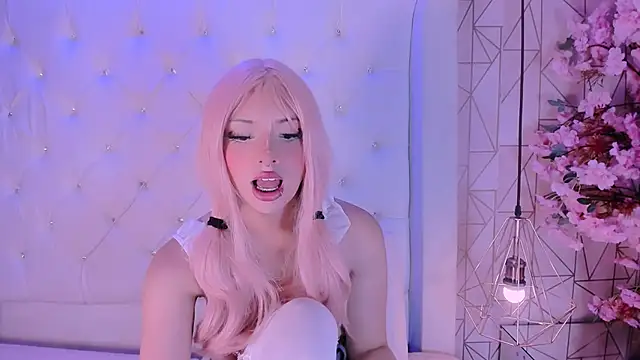 NamiMoon1 online show from February 13, 1:22 pm