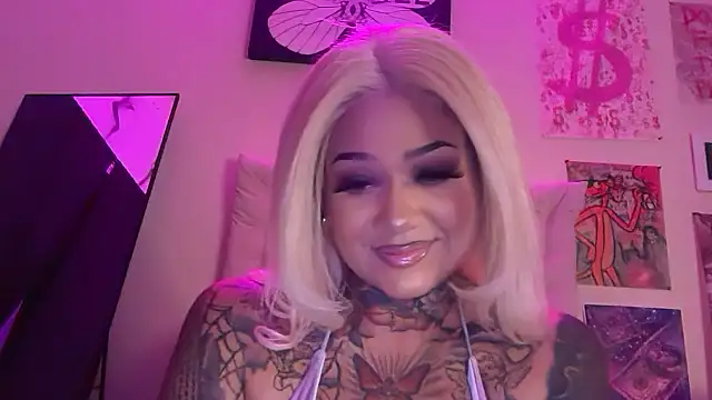 Itsonlyvirgo online show from April 12, 5:33 am