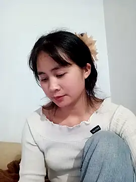 Him MountainGirl online show from March 5, 8:11 am