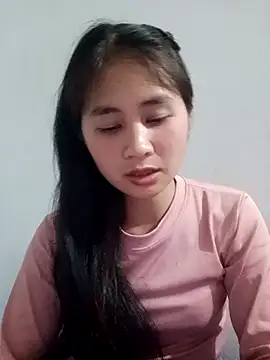 Him MountainGirl online show from March 1, 2:28 pm