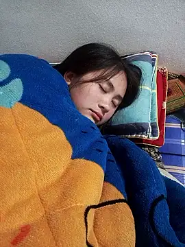 Him MountainGirl online show from January 13, 5:39 pm