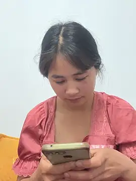 Him MountainGirl online show from March 12, 3:12 am