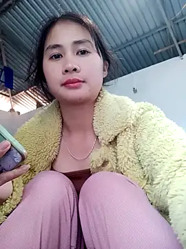 Him MountainGirl online show from December 22, 2:22 am