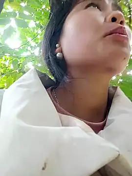 Him MountainGirl online show from January 7, 2:05 am