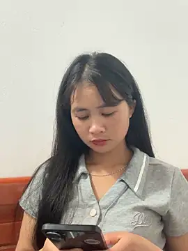 Him MountainGirl online show from March 21, 2:02 am