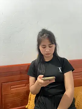 Him MountainGirl online show from March 23, 1:28 am