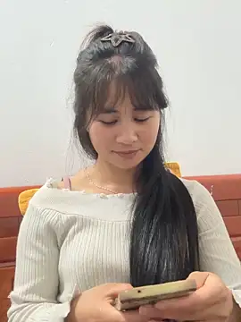 Him MountainGirl online show from March 27, 3:59 am