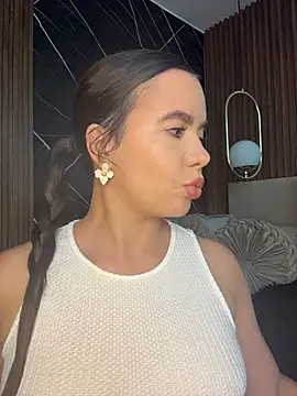 ValentinaEliot online show from December 20, 1:30 am