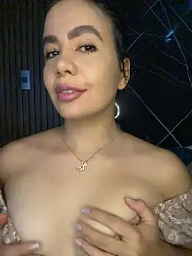 ValentinaEliot online show from February 7, 3:31 pm