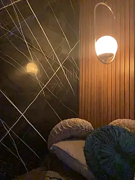 ValentinaEliot online show from April 5, 12:23 pm