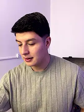 Snapshot of Goldenknight33 chatting on January 15, 4:10 pm Goldenknight33 online show from January 15, 4:10 pm