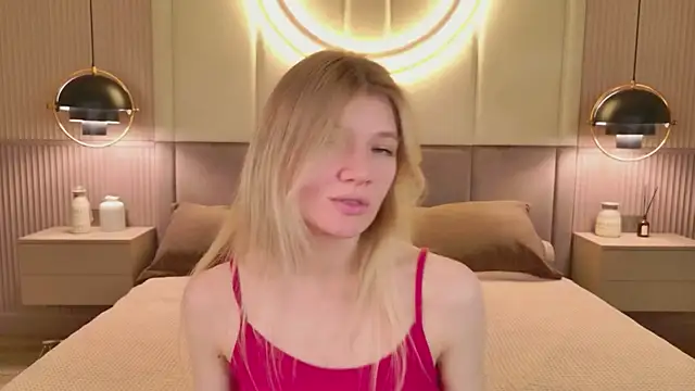 Vivien Hans online show from June 2, 9:26 pm